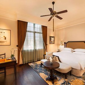 Heritage Wing Grand Luxury Room King Beds Metropole Privileges Benefits